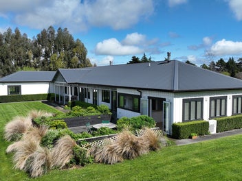 23 Dakins Road, East Taratahi