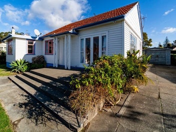 27 Russell Road, Marewa, Napier