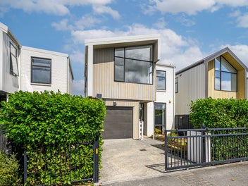 67 Battalion Drive, Papakura, Papakura