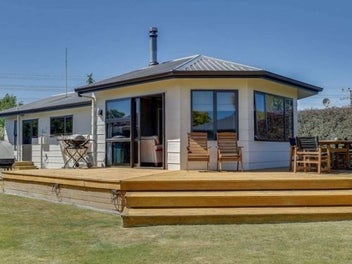 36 Anglesea Street, Renwick