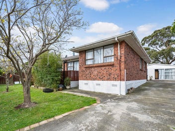 14 Dissmeyer Drive, Clover Park, Auckland