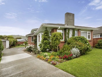 45 Holyoake Crescent, Avalon, Lower Hutt