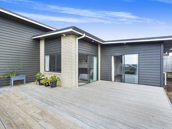 5 Te Tiireke Drive, Glenview, Hamilton