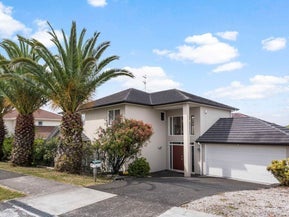 425 Old Te Atatu Road, Te Atatu Peninsula, Auckland