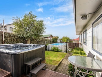 21 Killygordon Place, Massey, Auckland