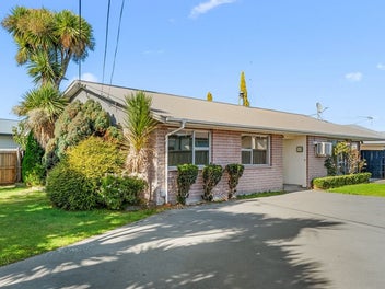 36 Seymour Street, Hornby, Christchurch