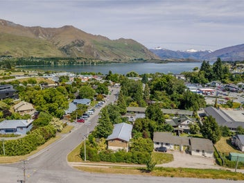 26 Russell Street, Wānaka