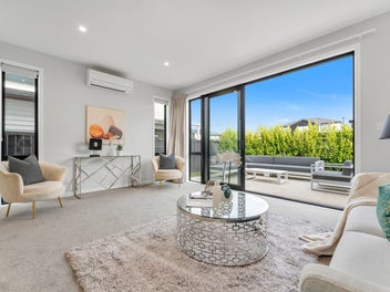2A Treloar Crescent, Hobsonville, Auckland