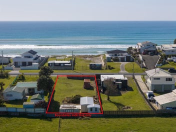98 Pukehina Parade, Pukehina