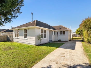32 Uxbridge Street, Redwood, Christchurch