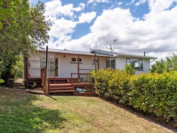 13 Puriri Crescent, Lansdowne, Masterton