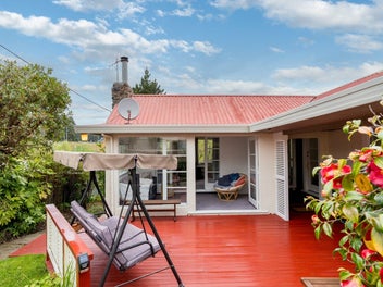 20 Waldron Crescent, Green Island, Dunedin