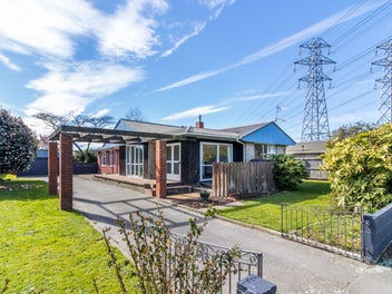 316 Memorial Avenue, Burnside, Christchurch