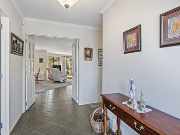 4 Bayview Park Lane, Orewa, Orewa