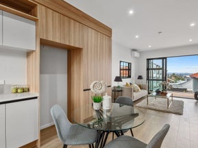 3/1B Egremont Street, Belmont, Auckland