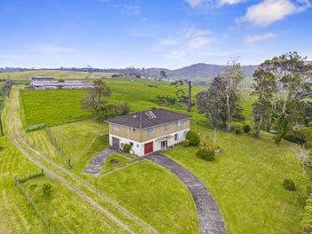 143 Hunter Road, Taupaki, Henderson