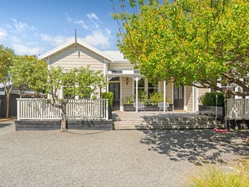141 Main Street, Greytown