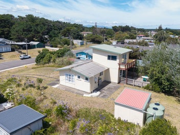 161 Kahukura Avenue, Waitarere Beach, Levin