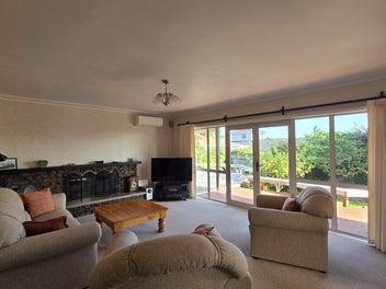 4 Bungalore Place, Half Moon Bay, Auckland