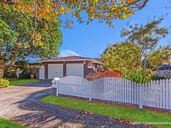 4 Hunter Place, Merrilands, New Plymouth