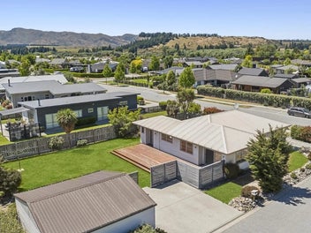 2 Poppy Lane, Albert Town, Wanaka