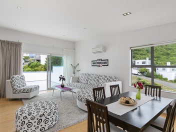 82 Saddleback Grove, Karori, Wellington