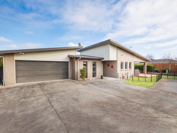 65A Rosalie Terrace, Kelvin Grove, Palmerston North