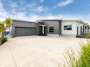1 Tennyson Avenue, Kelvin Grove, Palmerston North