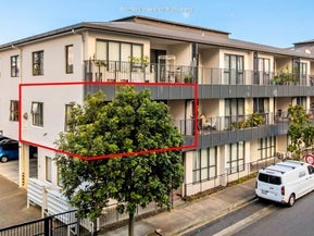 2I/1 Wadier Place, Henderson, Auckland