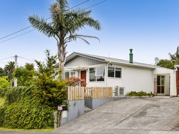 64 Ngamotu Road, Spotswood, New Plymouth