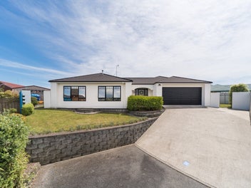 14 Jordan Way, Kelvin Grove, Palmerston North