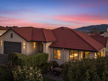 16 Carnoustie Place, Katikati