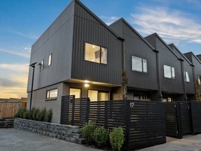 17/28 Westgate Drive, Westgate, Auckland