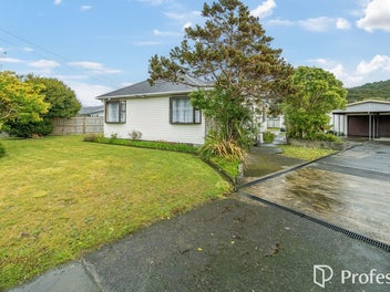 33 Donnelley Drive, Wainuiomata, Lower Hutt