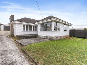 197 Miromiro Road, Normandale, Lower Hutt