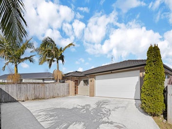12 John Broad Place, Flat Bush, Auckland