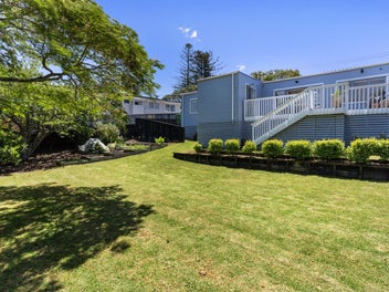 31 Cockle Bay Road, Cockle Bay, Auckland