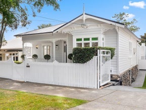 18 Pine Street, Mount Eden, Auckland