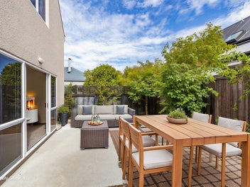 2/23 Canon Street, St Albans, Christchurch
