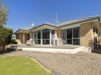 6 Donnington Place, Bethlehem, Tauranga