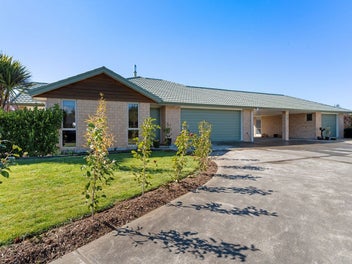 24 Mill Grove, Clareville, Carterton