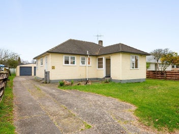 41 Old Farm Road, Hamilton East, Hamilton