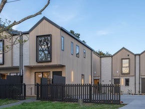 112B Beach Road, Te Atatu Peninsula, Auckland