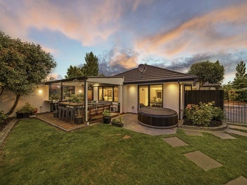 11 Baltic Place, Northwood, Christchurch
