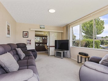 1/32 Brogar Place, Casebrook, Christchurch
