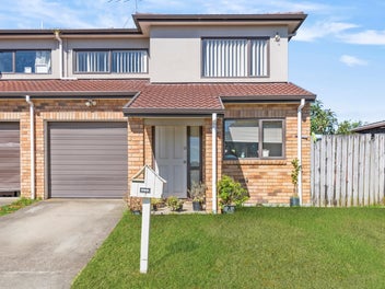 98D Naylors Drive, Mangere, Auckland