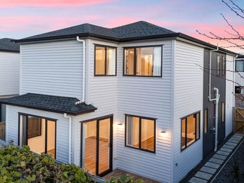 5B Notre Dame Way, Albany, Auckland