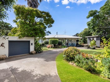 356 Shelly Beach Road, Helensville