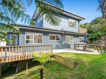 806A Beach Road, Browns Bay, Auckland