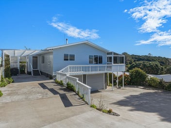 39 Stratford Drive, Cable Bay, Cable Bay
